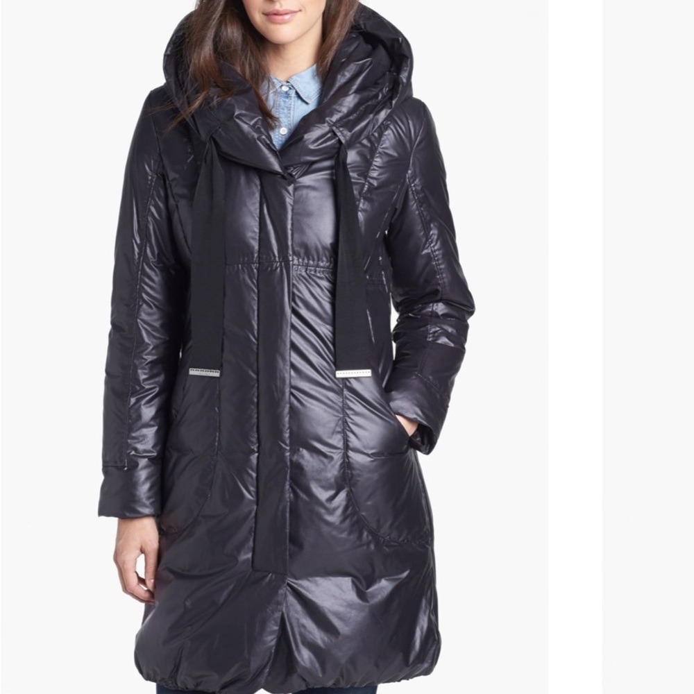 Elie Tahari Lisa Hooded Down Coat Jacket